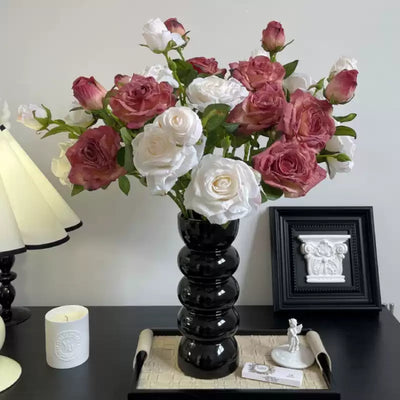 Artificial Roses Scorched-Edge Multi-Bloom Handheld Rose Bouquet