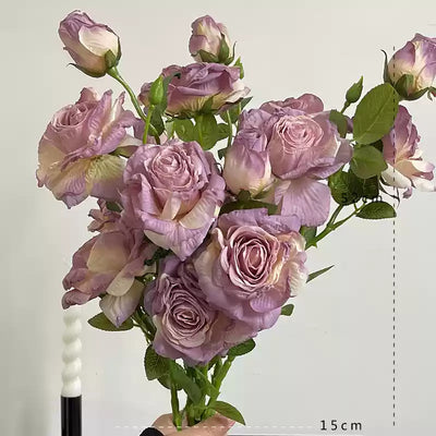 3-bloom roses with exquisitely scorched edges